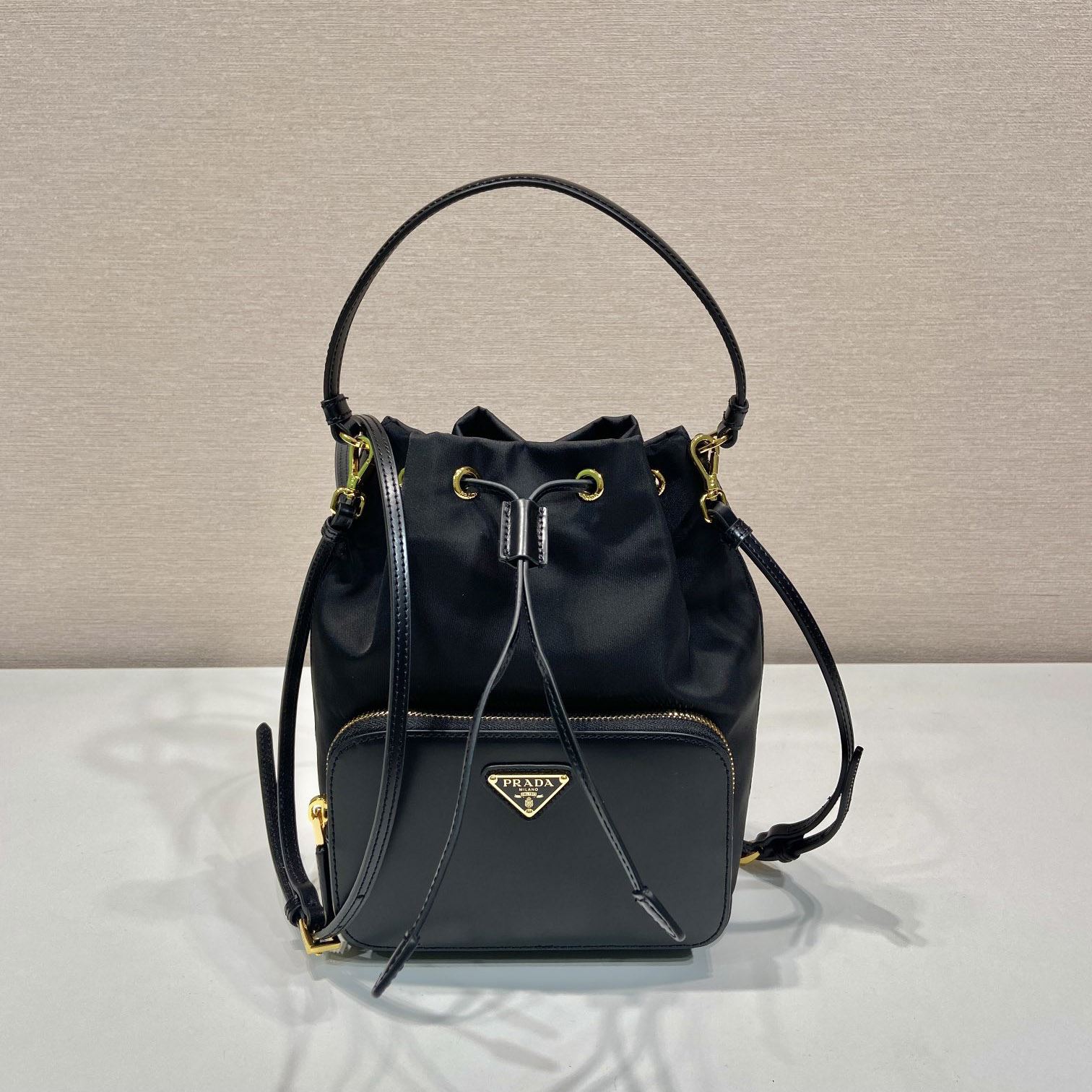 Pra*a bucket bags